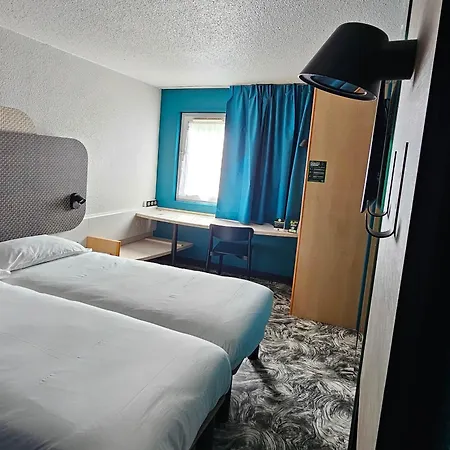 B&B Hotel Blois Nord Vallee Maillard Exterior photo